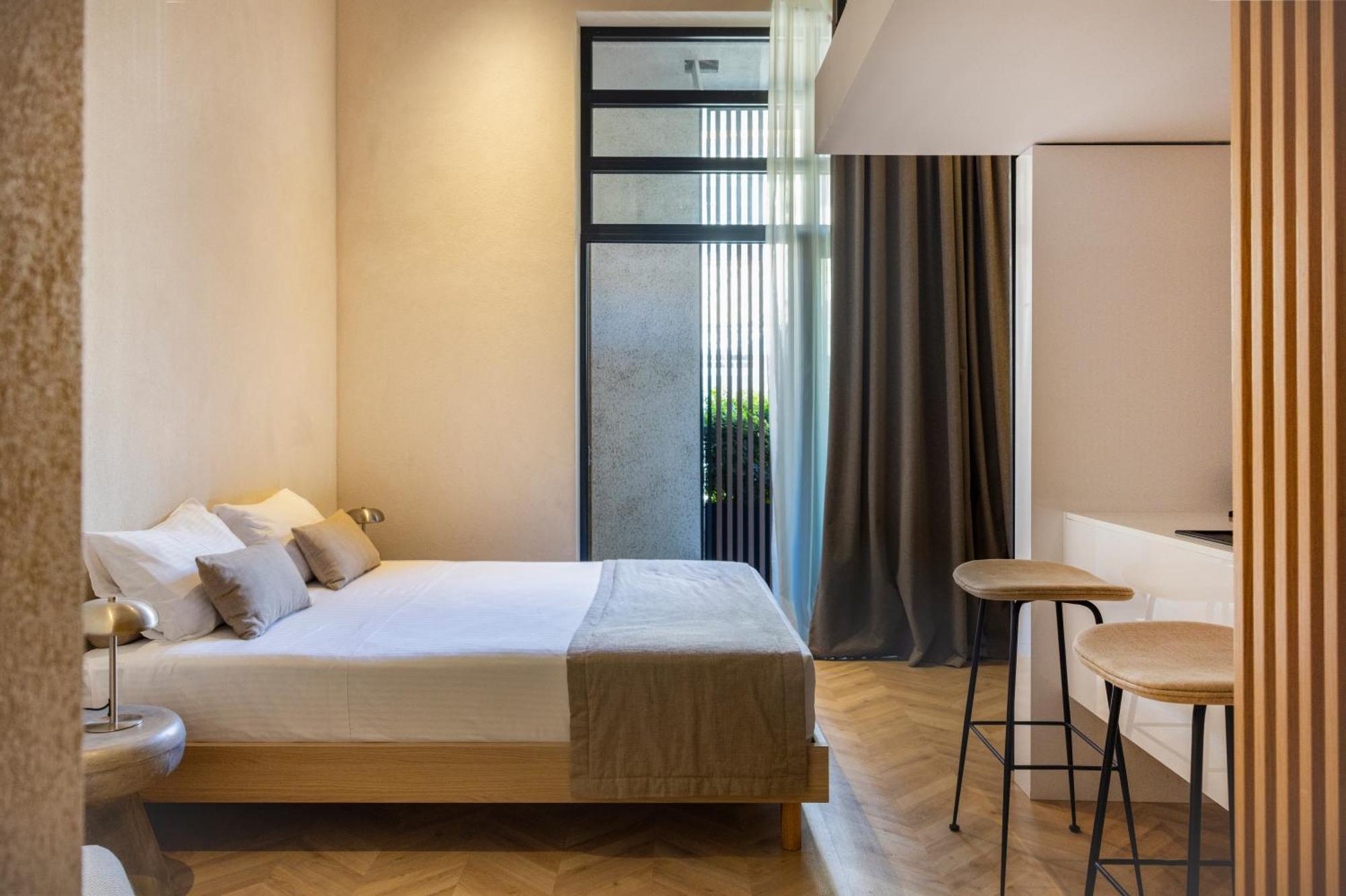 מלון אתונה The Newel Psychiko מראה חיצוני תמונה A room at the hotel